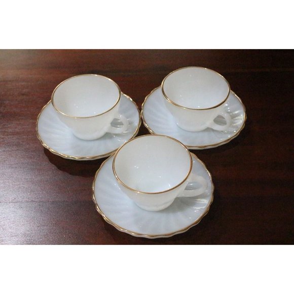 Anchor Hocking Fire King Teacup and Saucers Swirl Milk Gold Vint Glass  Set of 6 - Picture 3 of 11